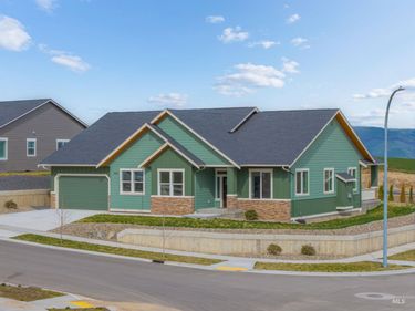 1743 Golden Hills Drive, Lewiston, ID 83501