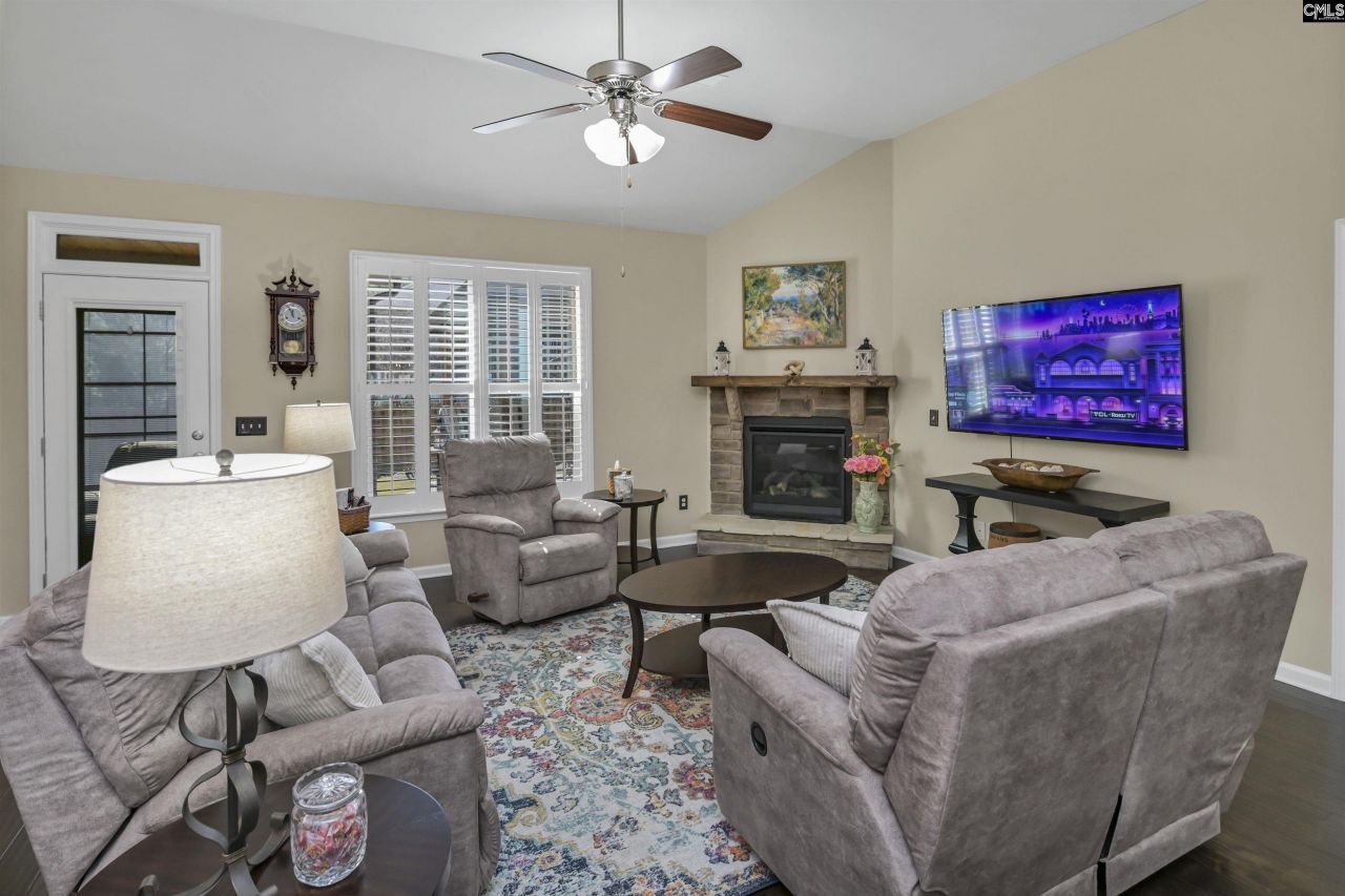 229 Lever Pass Road Photo 6