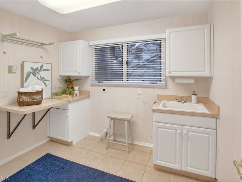 2 Haverhill Court, Beachwood, OH 44122 Photo 12