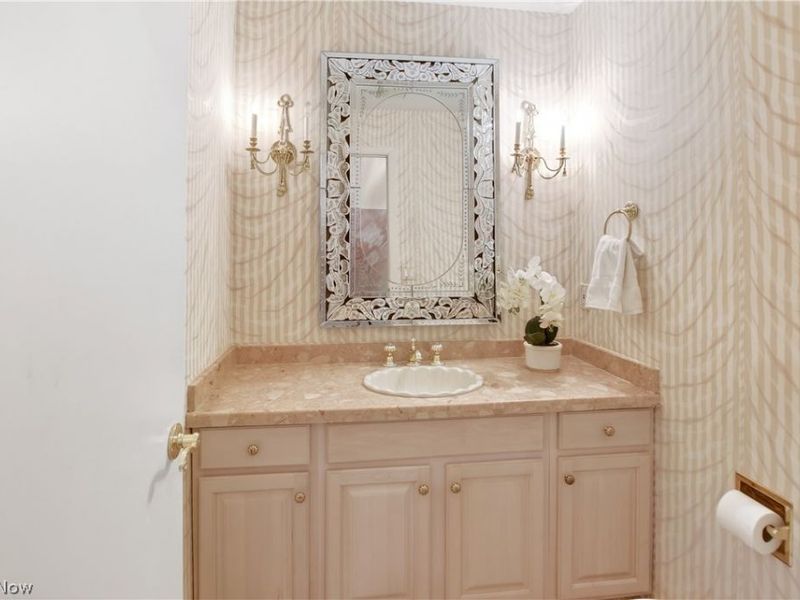 2 Haverhill Court, Beachwood, OH 44122 Photo 13