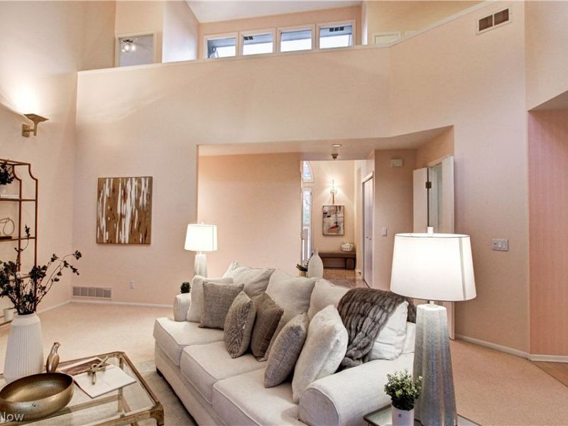 2 Haverhill Court, Beachwood, OH 44122 Photo 3