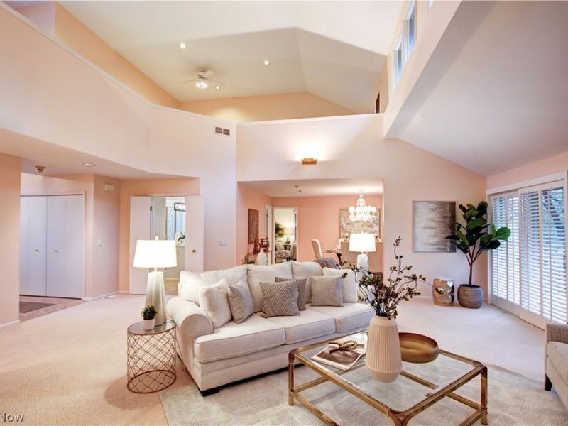 2 Haverhill Court, Beachwood, OH 44122 Photo 4