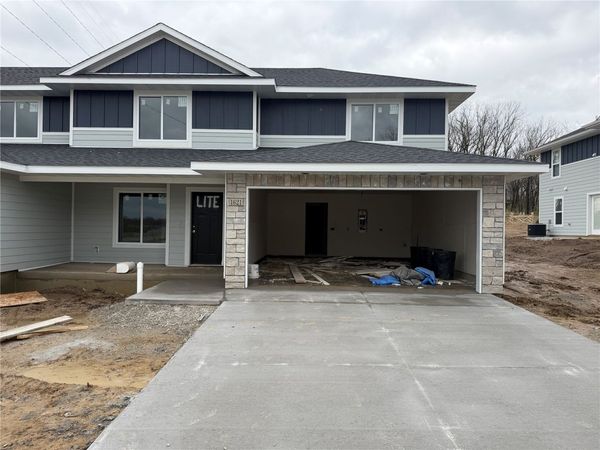 1621 Mitchell Place , Tiffin, IA 52317