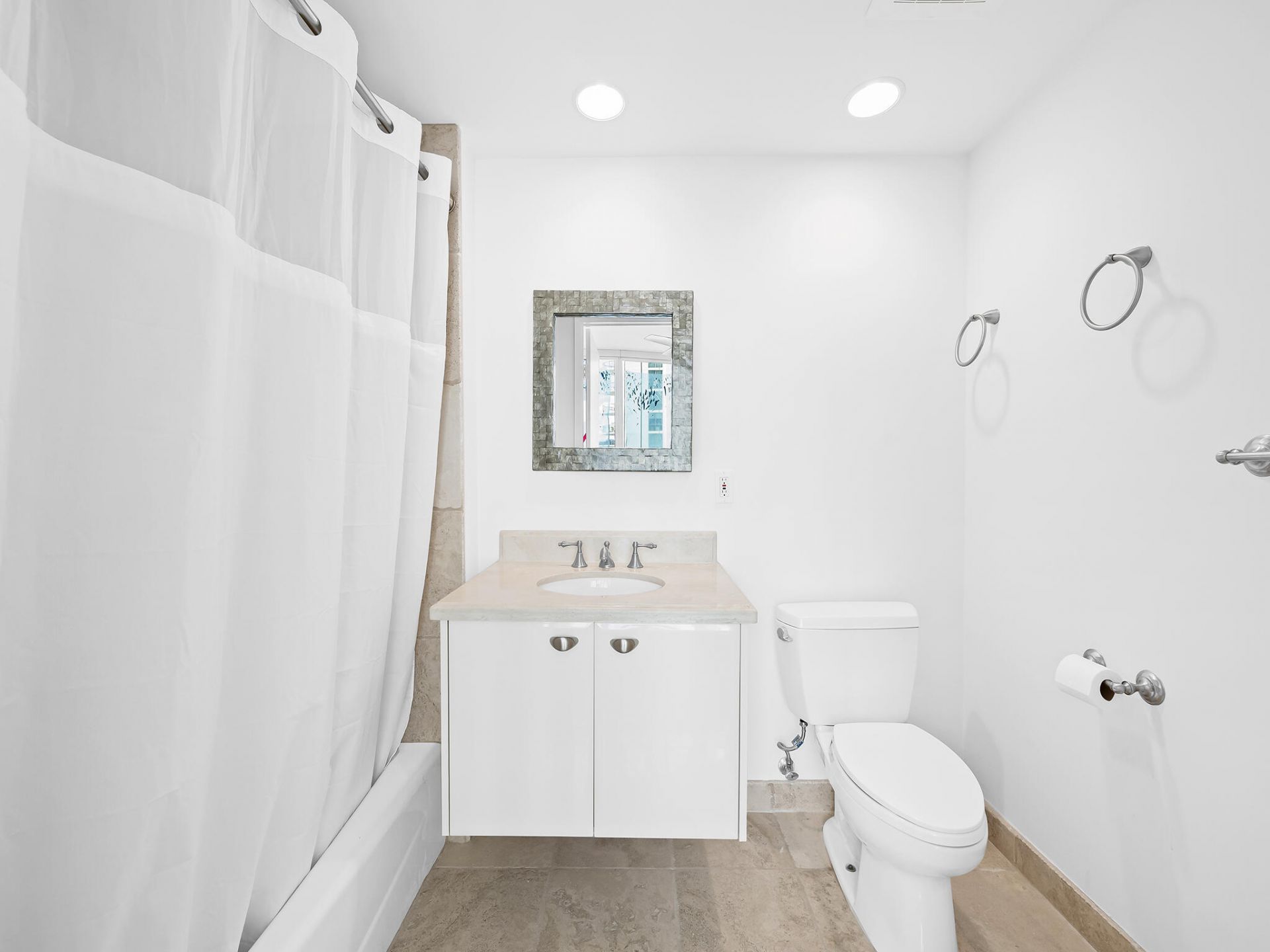 333 Las Olas Way, Unit 2103, Fort Lauderdale, FL 33301 Photo
