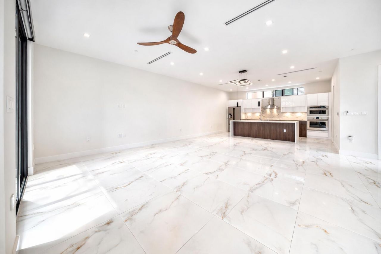 1052 N Victoria Park Road, Fort Lauderdale, FL 33304 Photo