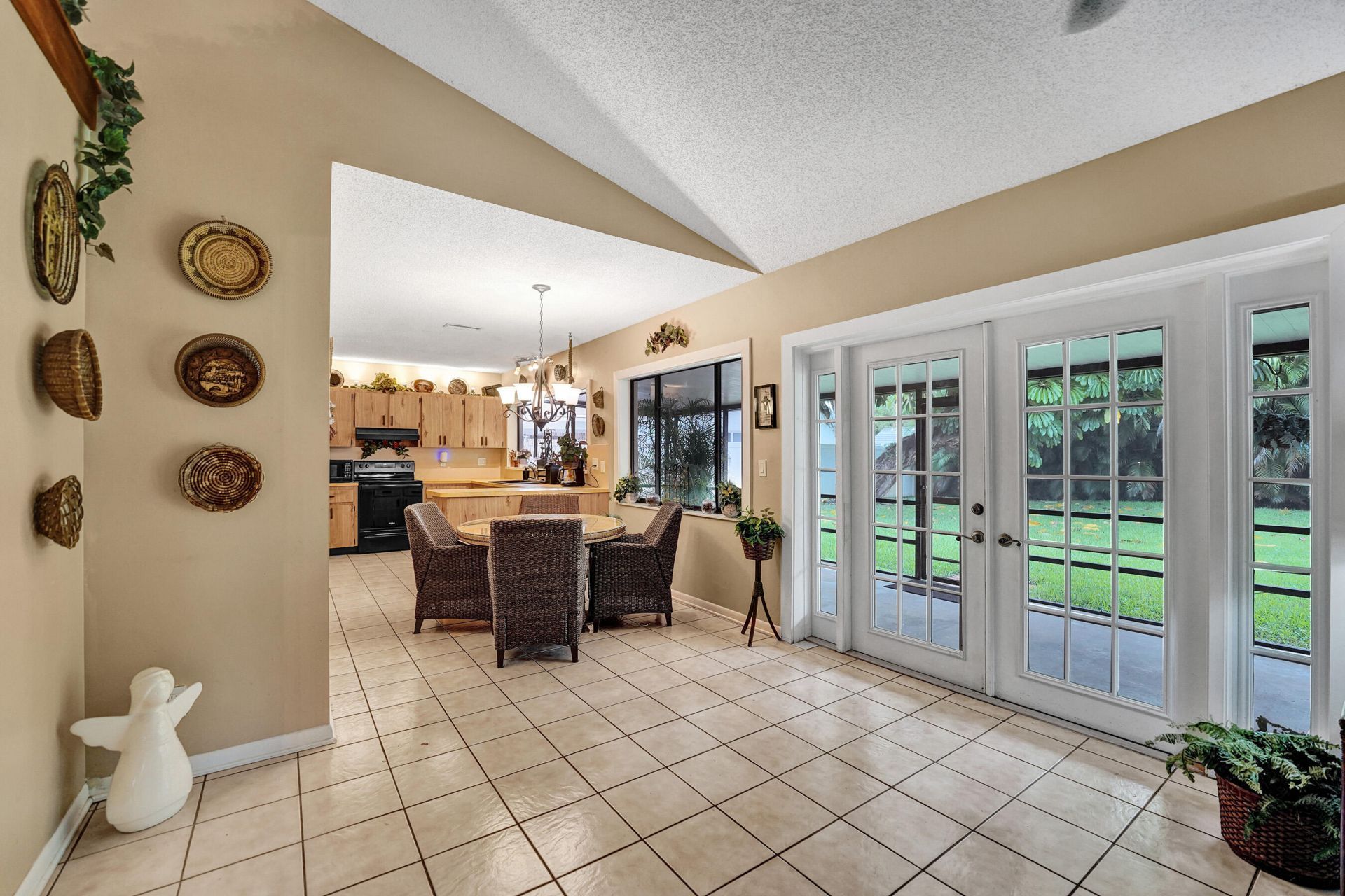 8650 SW 51st Street, Cooper City, FL 33328 Photo