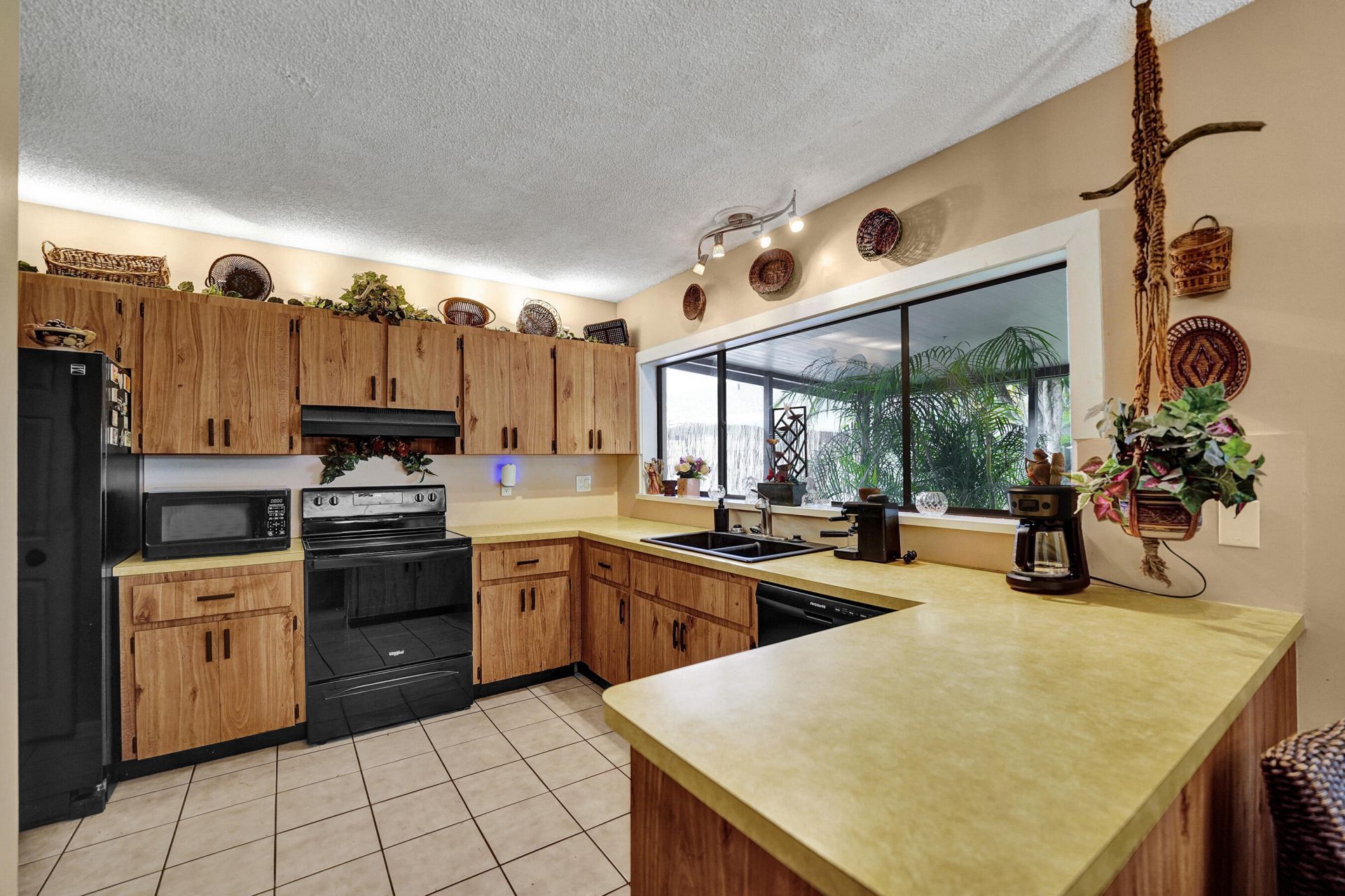 8650 SW 51st Street, Cooper City, FL 33328 Photo