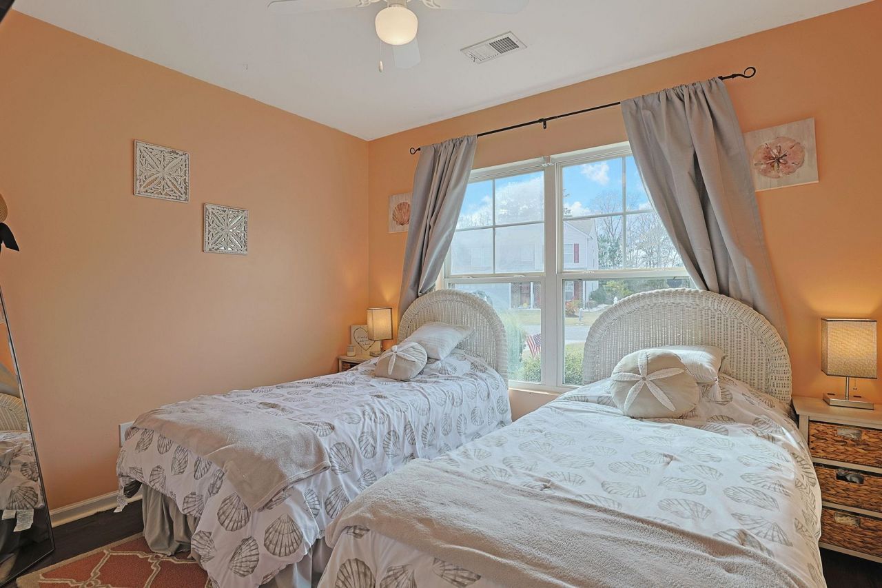 2149 Buxton Dr. Photo 16