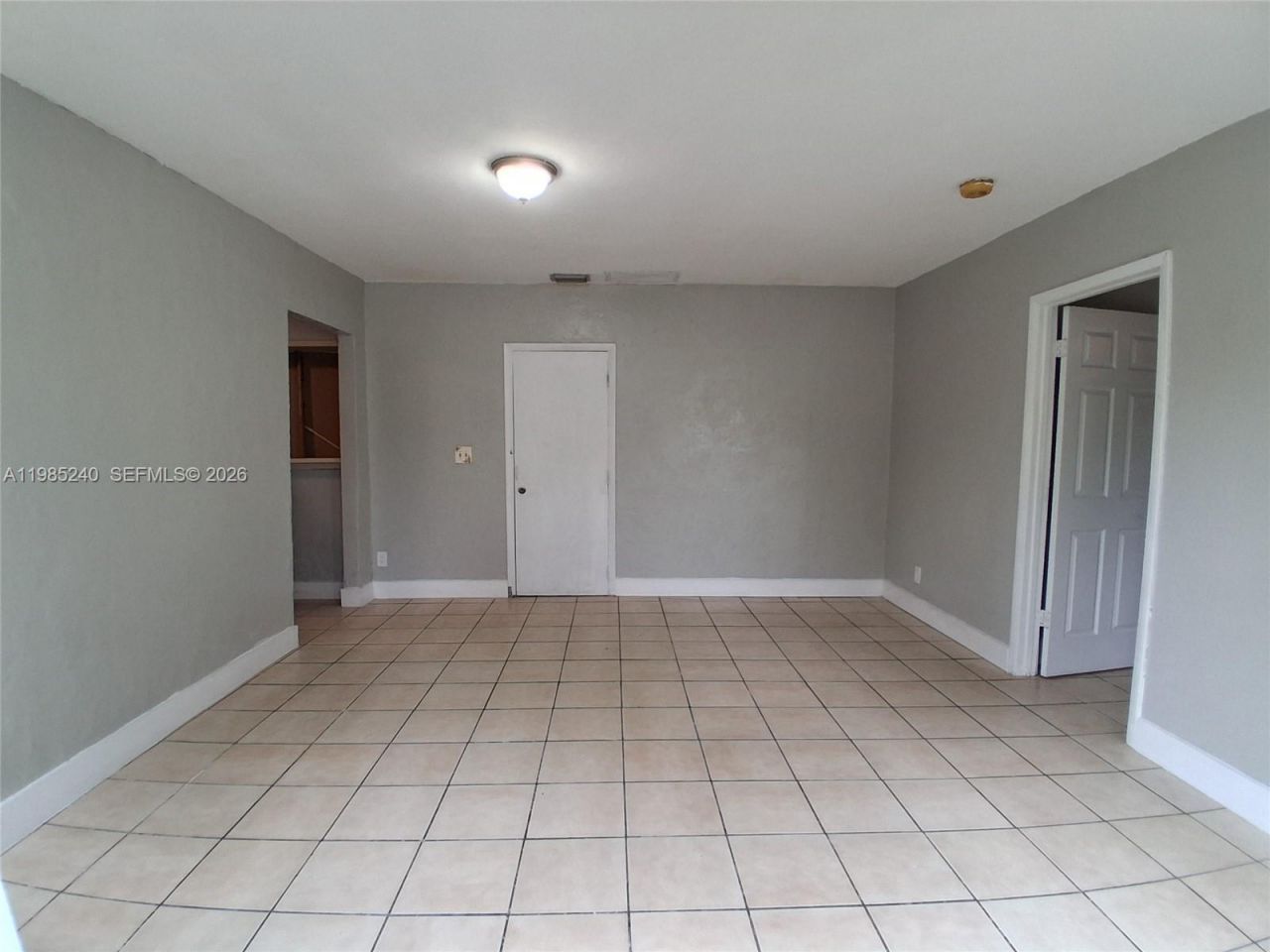 880 NW 129th St , North Miami, FL 33168 Photo