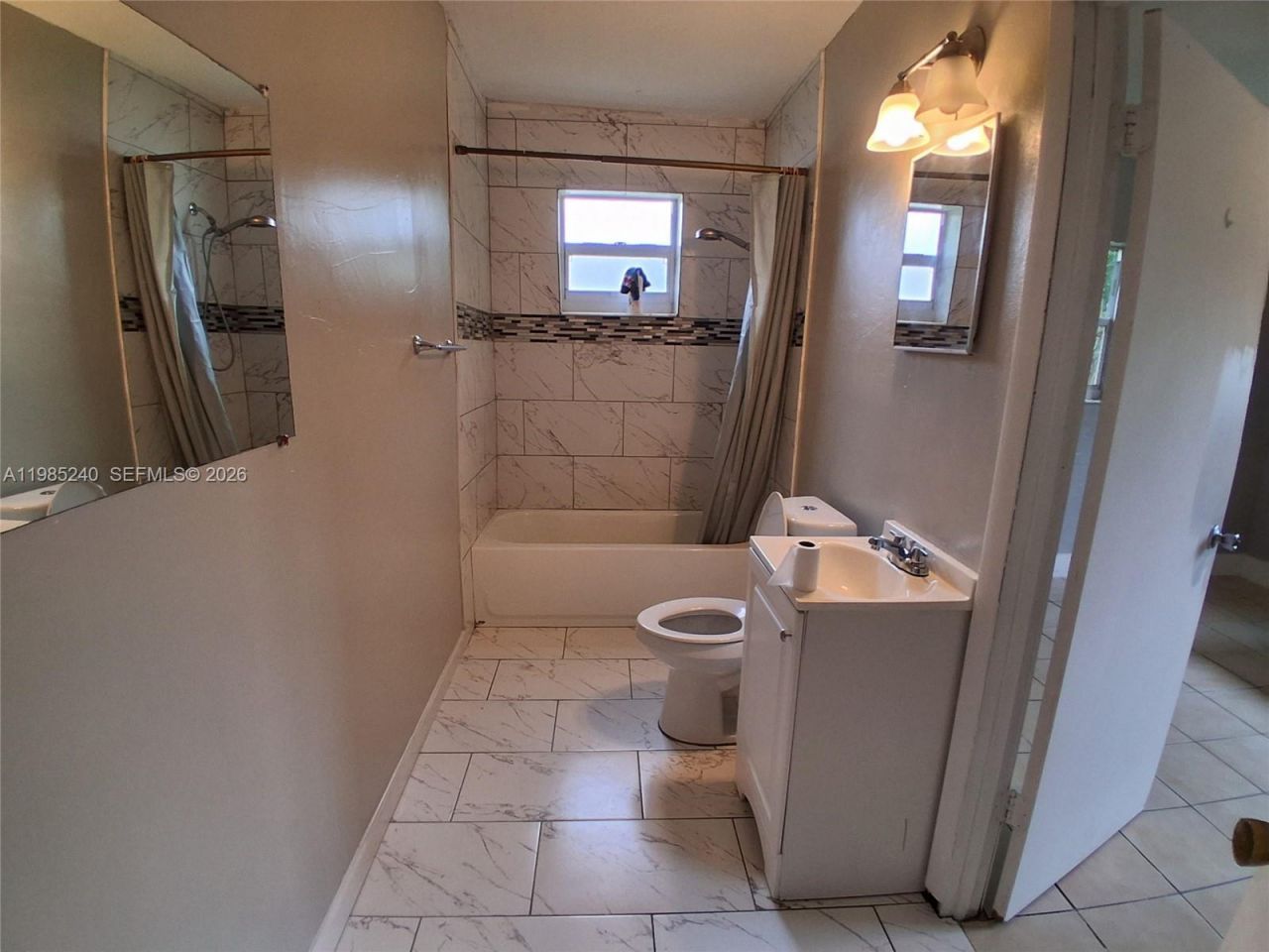 880 NW 129th St , North Miami, FL 33168 Photo