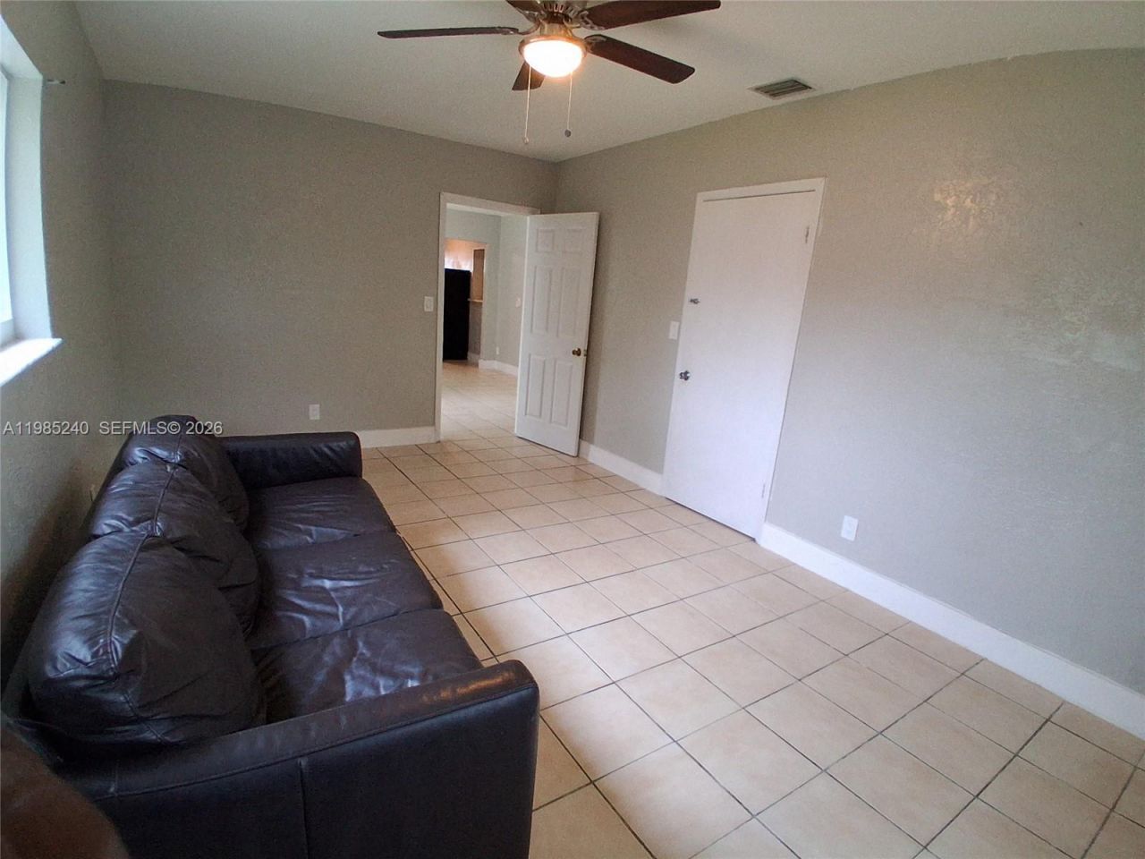 880 NW 129th St , North Miami, FL 33168 Photo