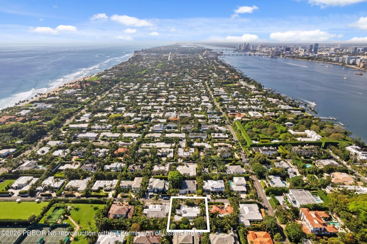 257 Fairview Road, Palm Beach, FL 33480 Photo