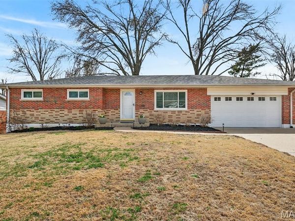 9840 Lakeford Lane , St Louis, MO 63123