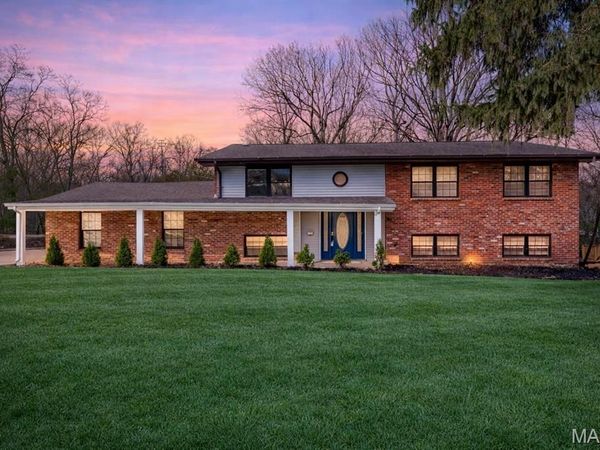 208 Corral Trail, Ellisville, MO 63011