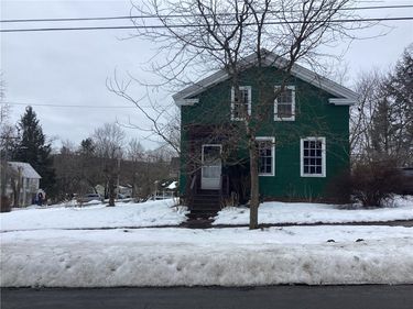 27 State Street , Oxford, NY 13830