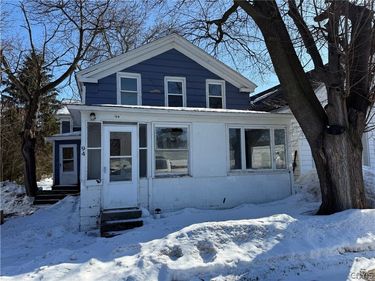 94 E Schuyler Street , Oswego, NY 13126
