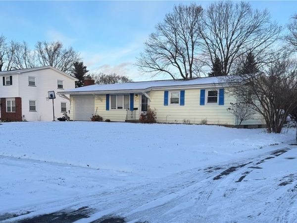 41 Grecian Parkway , Rochester, NY 14626