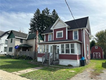 31 1st Avenue , Franklinville, NY 14737