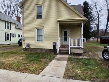 7 Chestnut Street, Bath, NY 14810