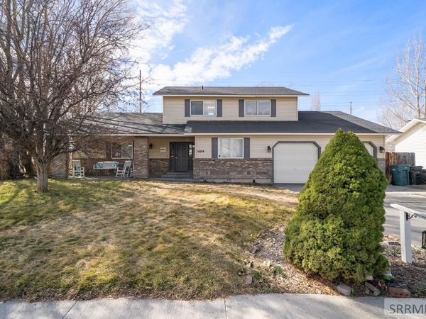 1699 Wagon Wheel Road, BLACKFOOT, ID 83221