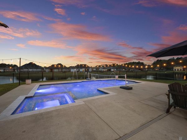 16054 Greycliff Ave, Pride, LA 70770