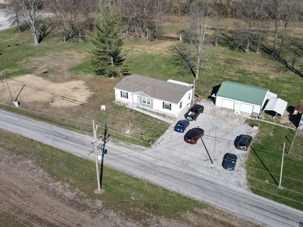 2360 Taylor Road , West Frankfort, IL 62896