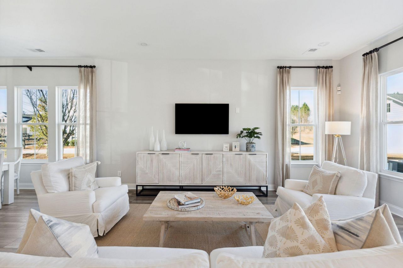 1033 Adirondack Drive Photo 16