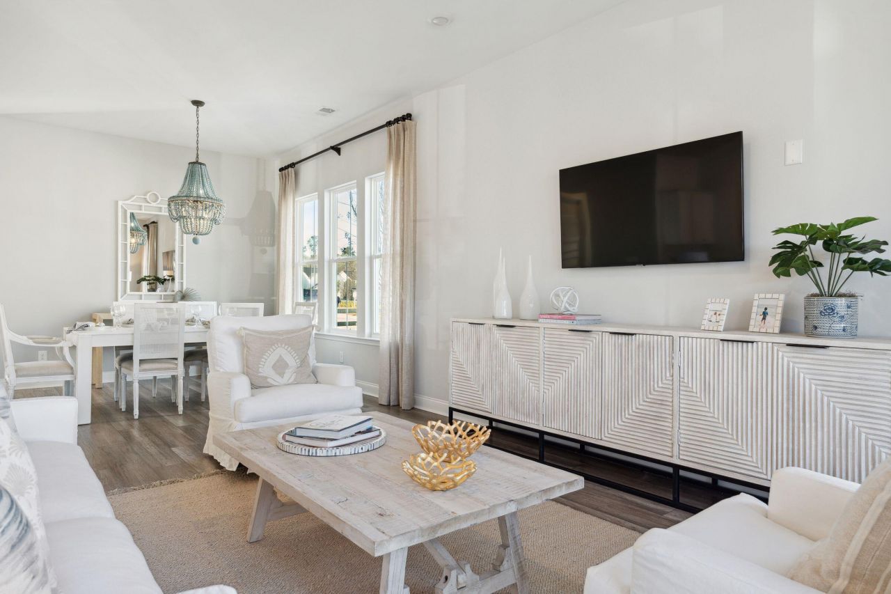 1033 Adirondack Drive Photo 17