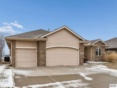 4304 N 176th Avenue, Omaha, NE 68116