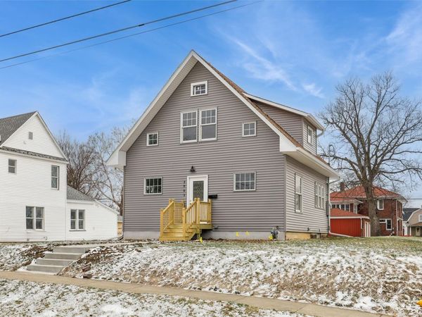 2001 10th Street, Des Moines, IA 50314