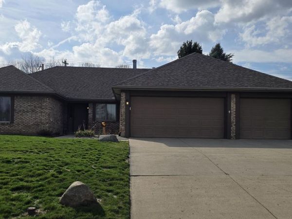 715 Fern Court, Tipp City, OH 45371