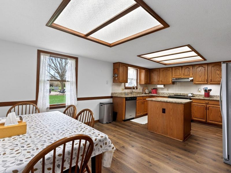 715 Fern Court, Tipp City, OH 45371 Photo 12