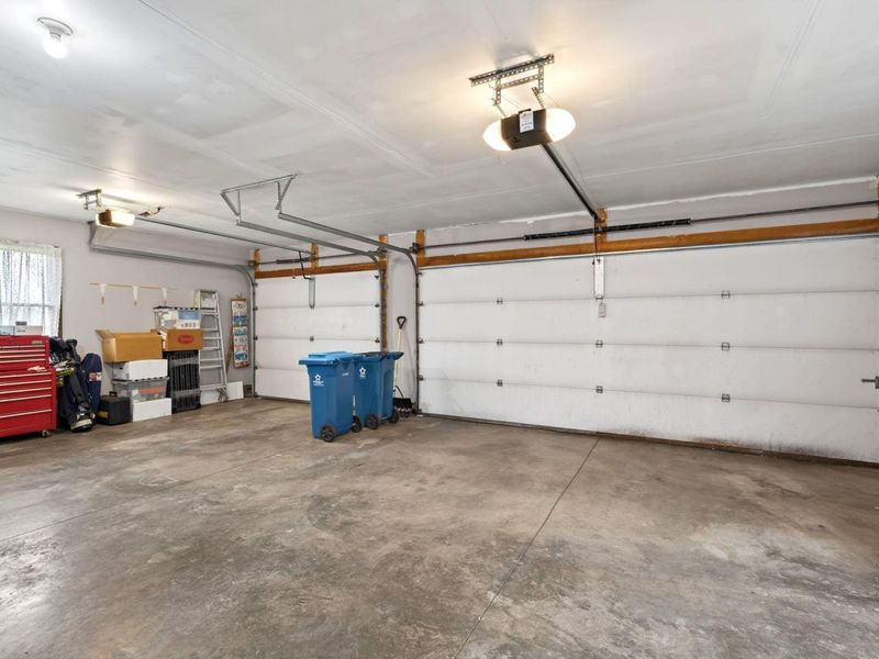 715 Fern Court, Tipp City, OH 45371 Photo 38