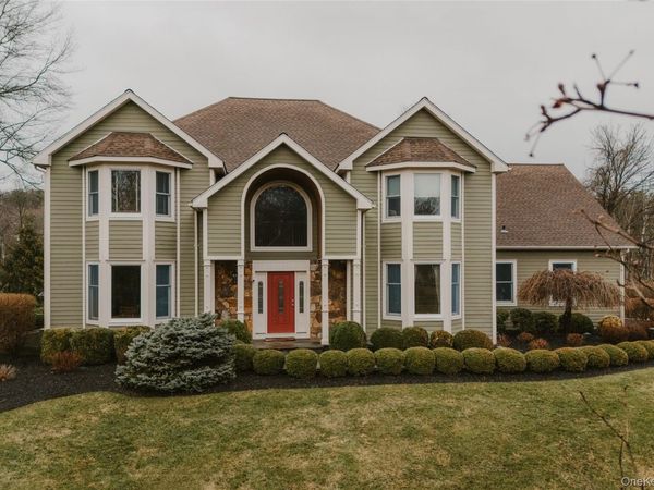 6 Nichris Lane, Staatsburg, NY 12580