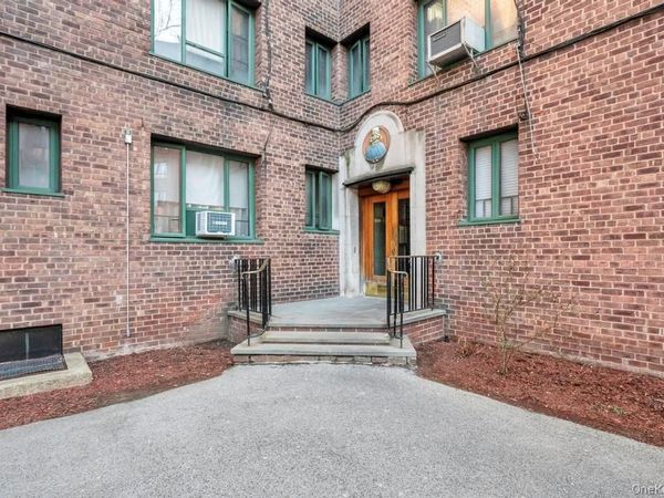 1690 Metropolitan Avenue , Unit 1E, Bronx, NY 10462
