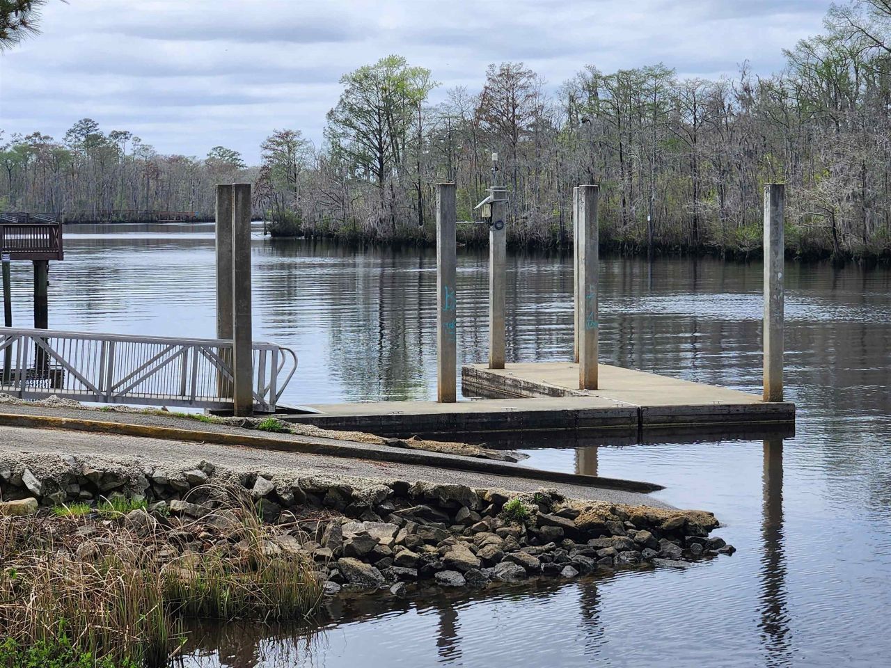 621 Riverward Dr. Photo 40