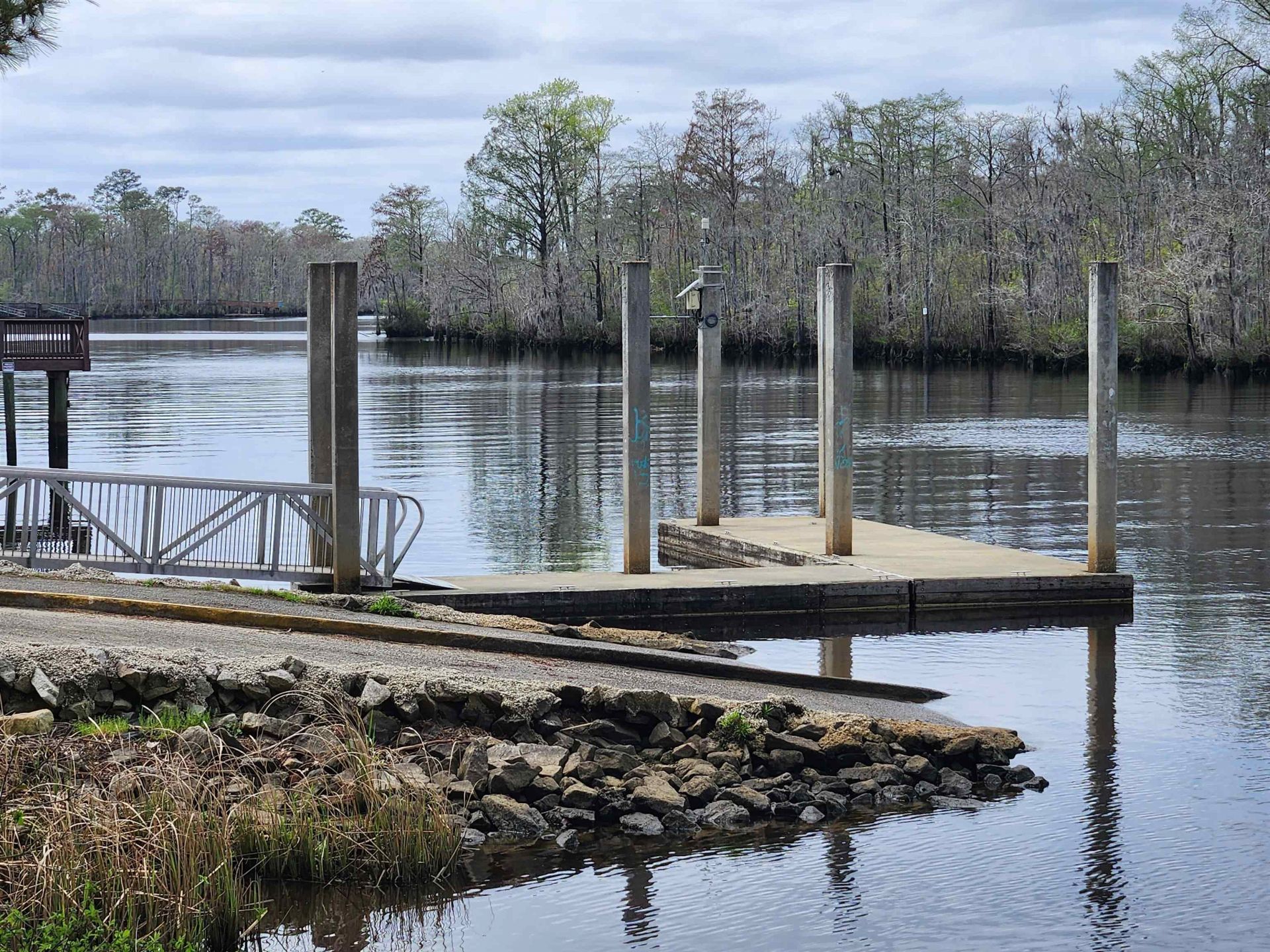 621 Riverward Dr. Photo 41