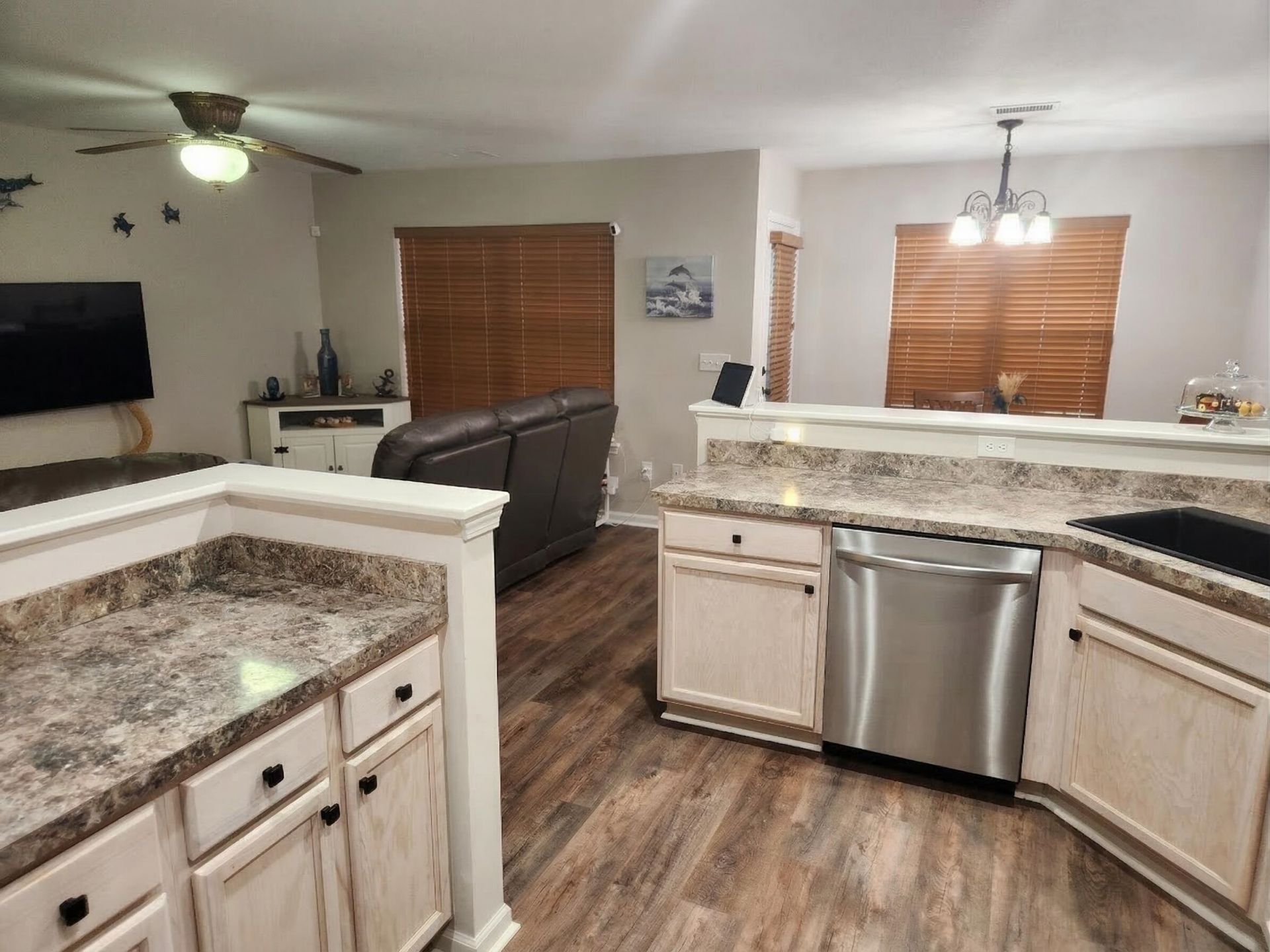 621 Riverward Dr. Photo 8