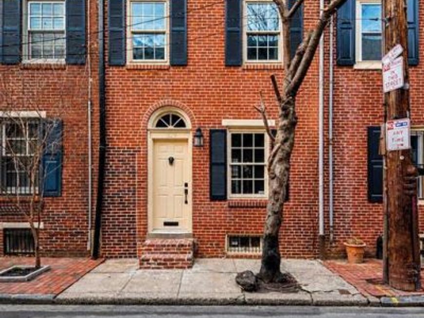 1629 Waverly Street, Philadelphia, PA 19146 Main Photo