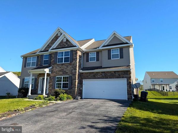 9 W IMPERIAL DRIVE, ASPERS, PA 17304