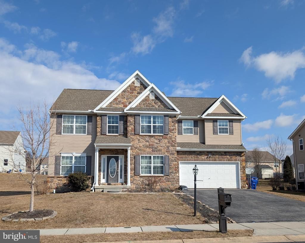 9 W IMPERIAL DRIVE , ASPERS, PA 17304