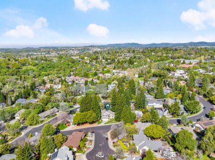 12609 Quail Hollow Dr, Auburn, CA 95603 Photo