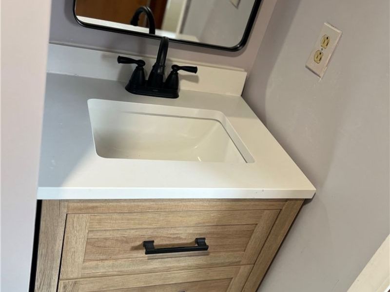 2496 Vollmer Avenue, Youngstown, OH 44451 Photo 12