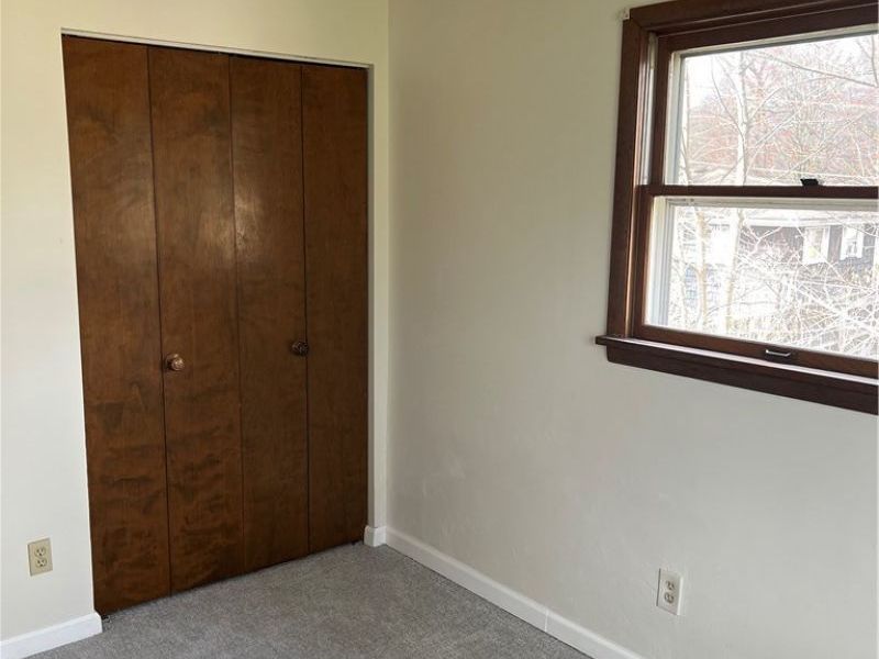 2496 Vollmer Avenue, Youngstown, OH 44451 Photo 8