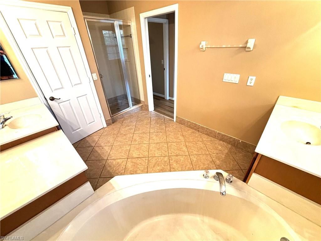 3960 Cherrybrook Loop , Fort Myers, FL 33966 Photo