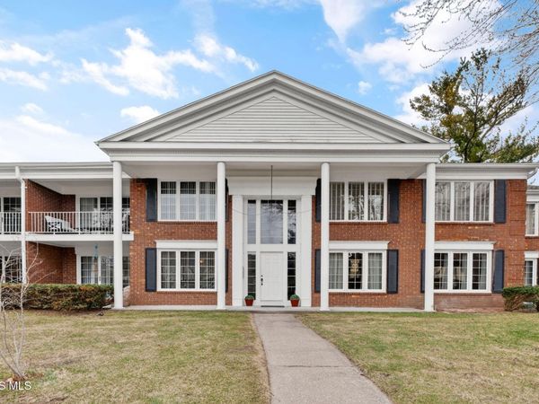 6563 Kingsbridge Drive, Sylvania, OH 43560