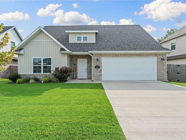 4407 SW Bison Street, Bentonville, AR 72713