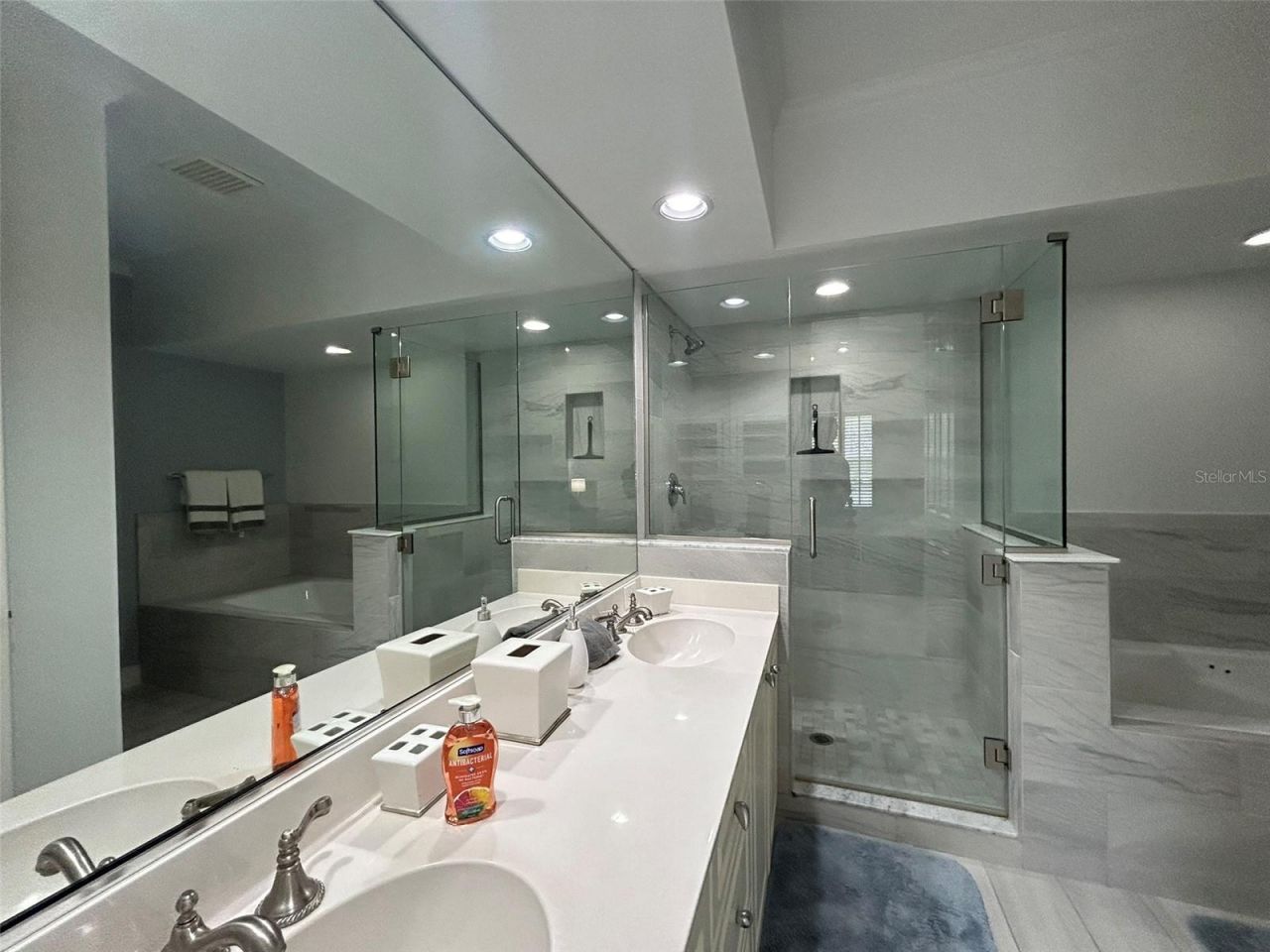 3705 54th Drive W, Unit 201, Bradenton, FL 34210 Photo