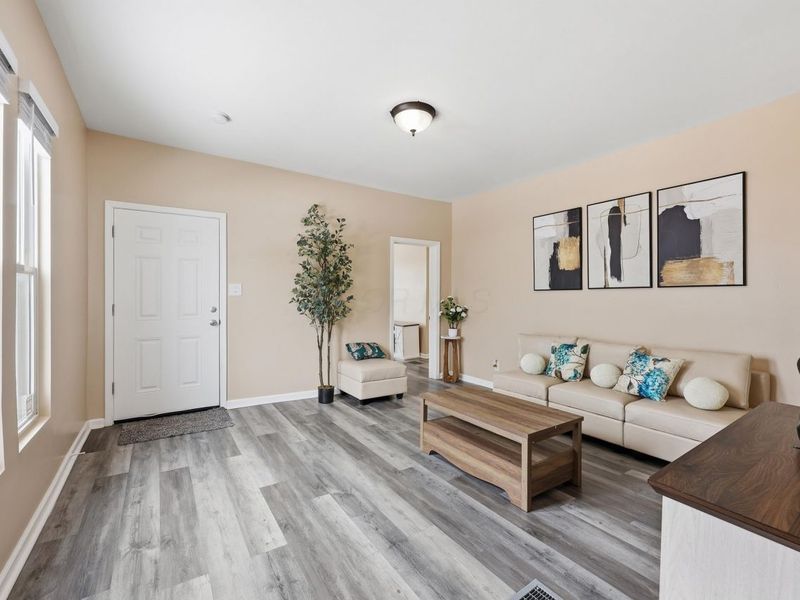 55 S Yale Avenue , Columbus, OH 43222 Photo 8