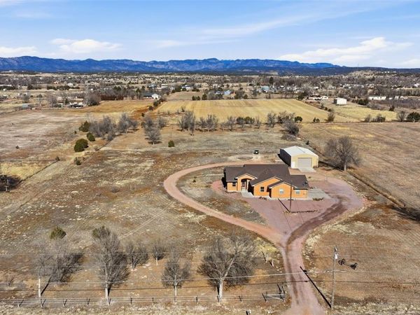 875 7th Street , Penrose, CO 81240